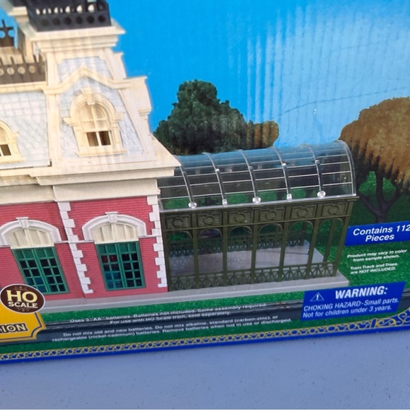 Walt Disney World Railroad RR Main Street Station Theme Park WDW HO Monorail NIB - Picture 11 of 13